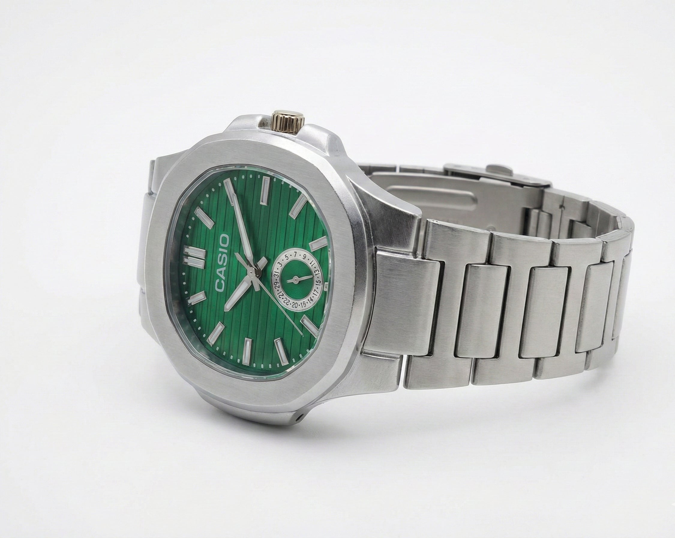 Classic Analog Silver Watch - Green Dial Edition
